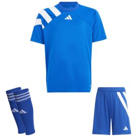 adidas Trikotsatz Fortore 23 Kinder 3-teilig Fussball Trikot Shorts Sleeve Stutzen