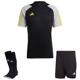view:front;position:11;concreteColor:826;baseColor:953;colorBlock1:826;colorBlock2:600;colorBlock3:560